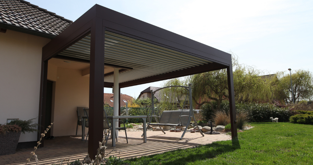 CH Lamellenüberdachung